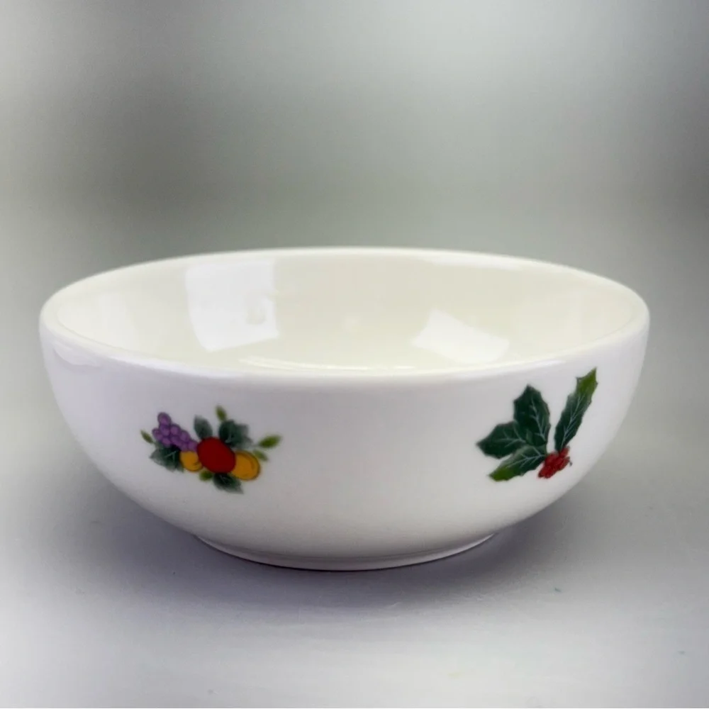 Mikasa Heritage Christmas Story Trinket Dish